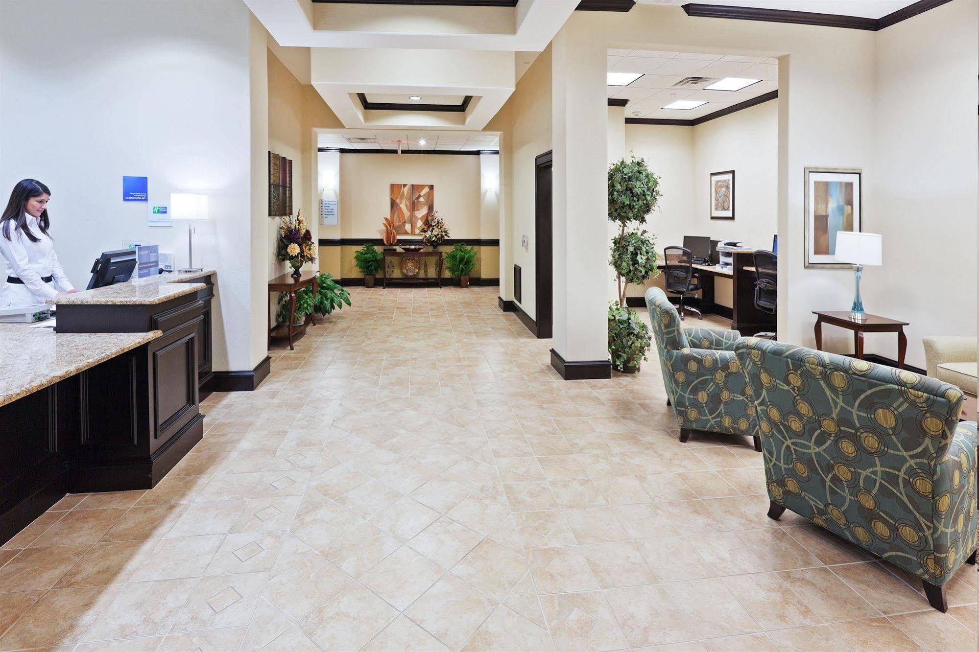 Holiday Inn Express & Suites Brownfield Buitenkant foto