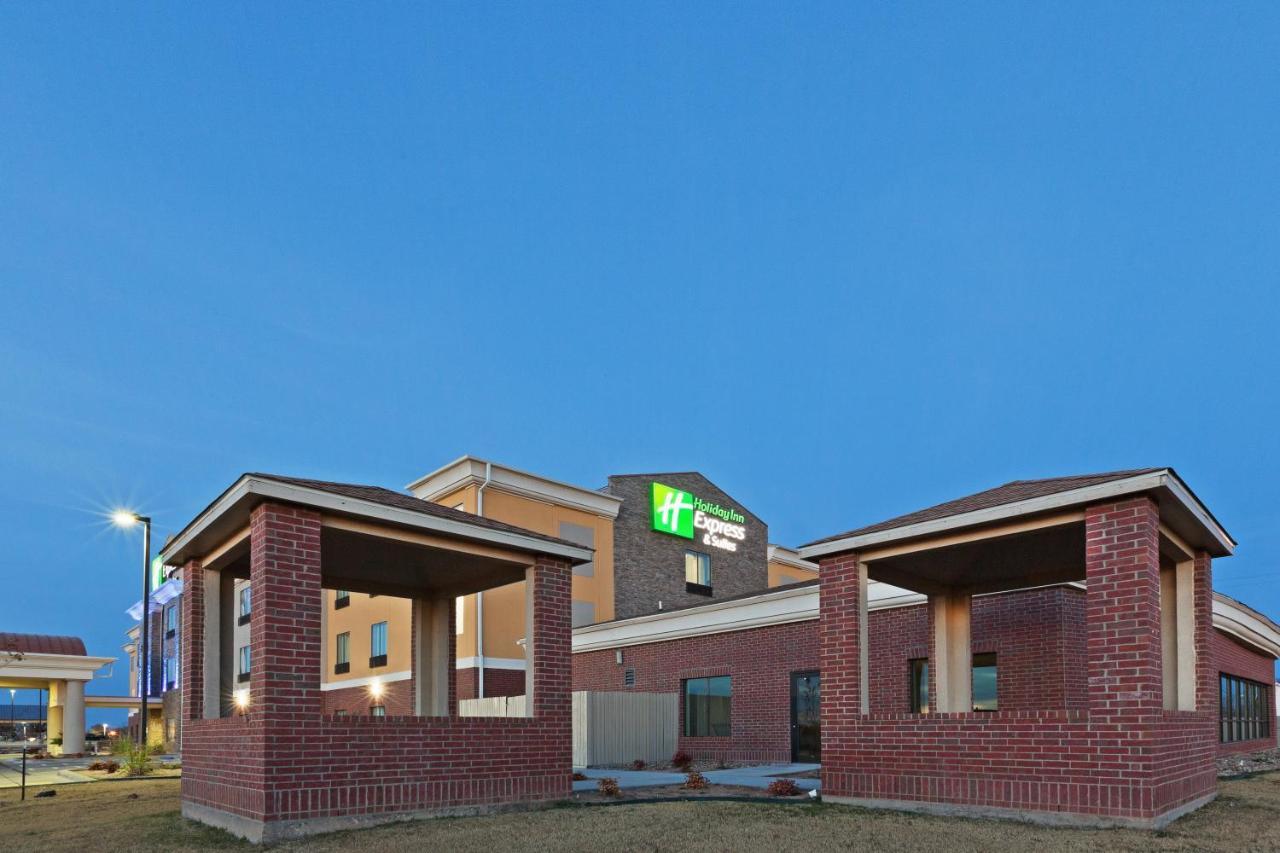 Holiday Inn Express & Suites Brownfield Buitenkant foto